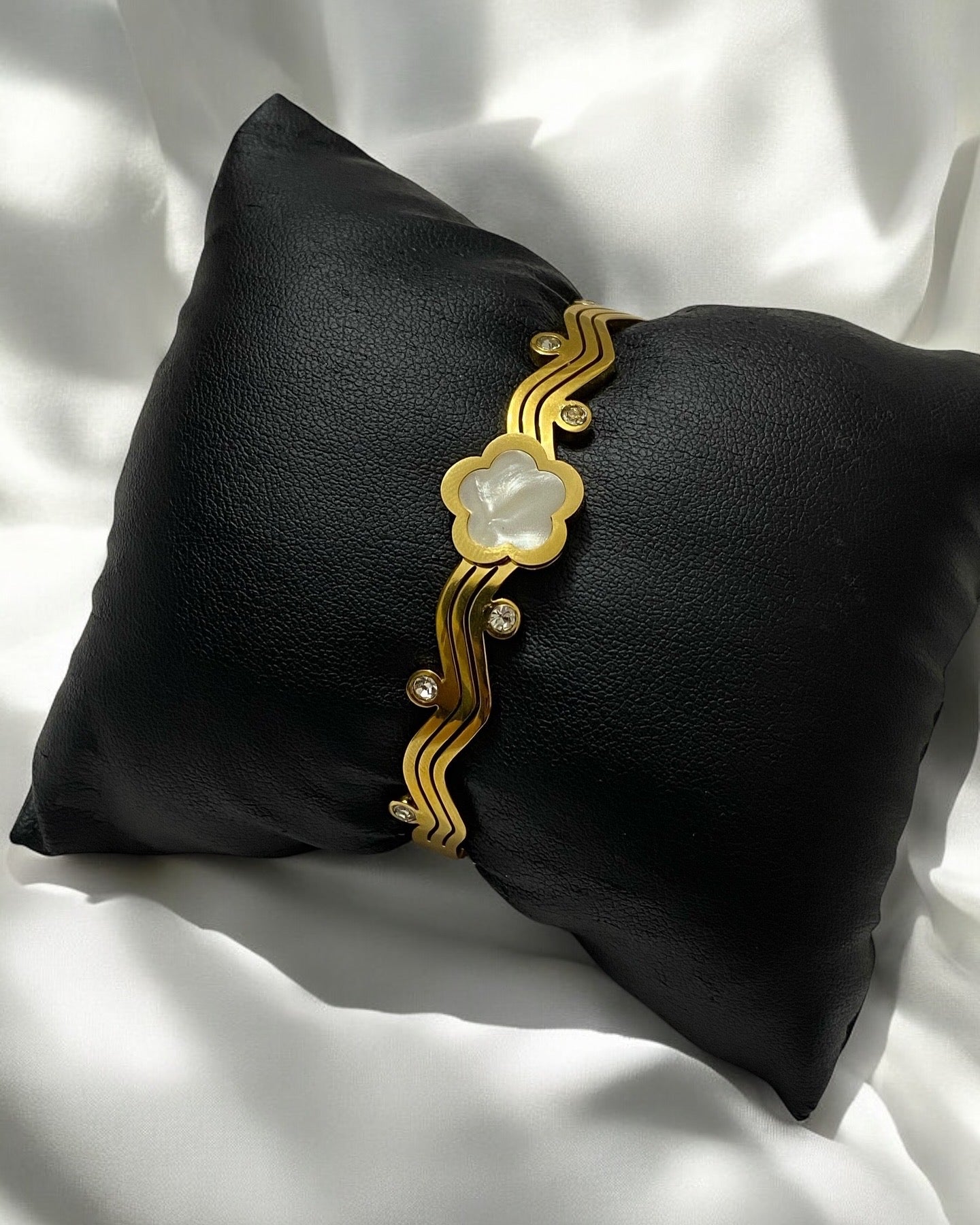Anti-Tarnish Openable Waterproof Bracelet
